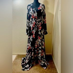 Unique Vintage Black Floral Farrah Maxi Dress size 14/XL
